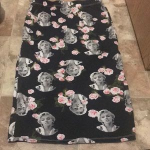 Marilyn Monroe pencil skirt